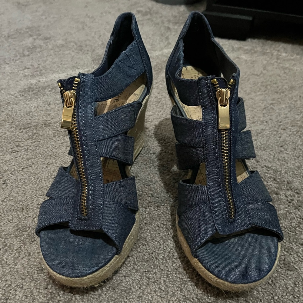 Target wedges